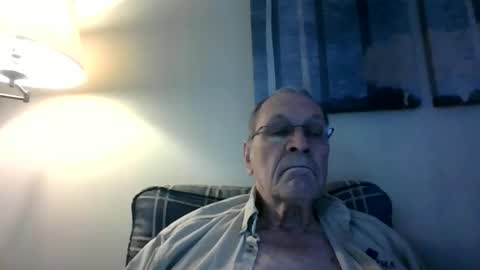 Snapshot of willnedoher chatting on December 13, 1:44 pm Willhedoher online show from December 13, 1:44 pm