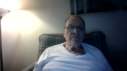 Snapshot of willnedoher chatting on February 27, 2:00 pm Willhedoher online show from February 27, 2:00 pm