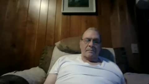 Snapshot of willnedoher chatting on December 28, 1:06 pm Willhedoher online show from December 28, 1:06 pm