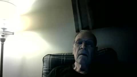 Snapshot of willnedoher chatting on October 17, 2:59 am Willhedoher online show from October 17, 2:59 am