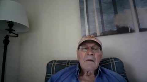 Snapshot of willnedoher chatting on December 27, 2:12 pm Willhedoher online show from December 27, 2:12 pm