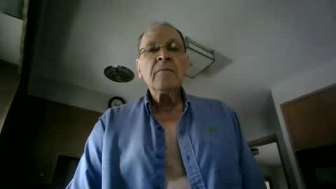 Snapshot of willnedoher chatting on February 3, 2:13 pm Willhedoher online show from February 3, 2:13 pm