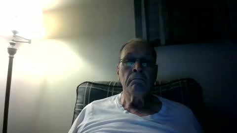 Snapshot of willnedoher chatting on October 5, 12:46 pm Willhedoher online show from October 5, 12:46 pm