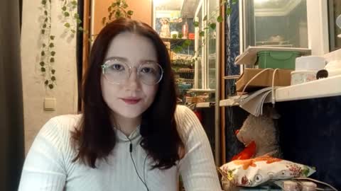 Phoebe online show from February 19, 8:30 pm