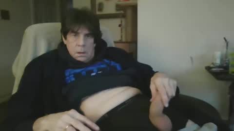 willtie26 online show from January 1, 8:58 pm