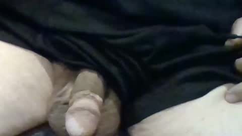 Snapshot of willy2u chatting on October 7, 3:24 am Will online show from October 7, 3:24 am
