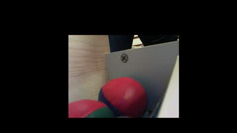 Snapshot of willy2u chatting on October 13, 9:39 pm Will online show from October 13, 9:39 pm