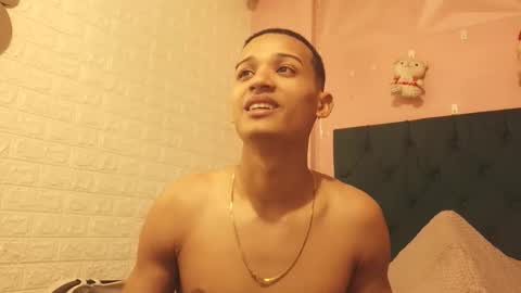 willytal2025 online show from December 19, 2:18 am