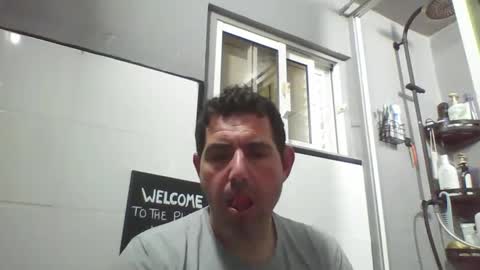 windowpane online show from February 18, 10:25 pm