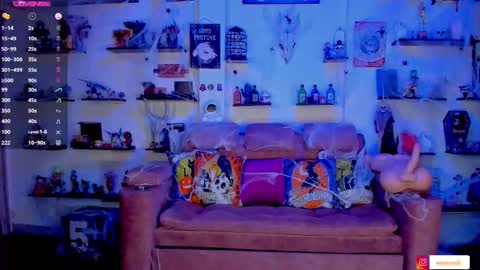 winnyvell online show from November 20, 1:37 am