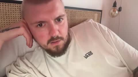 Tatrixx online show from April 6, 8:26 am