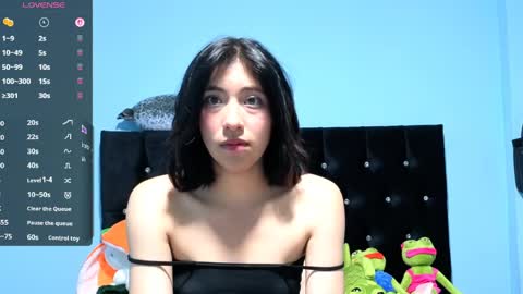 Winter Lee online show from April 8, 3:20 am