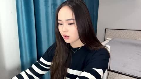 Amina online show from March 15, 3:15 pm