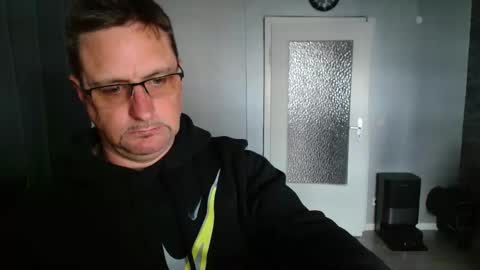 Dirty online show from April 16, 2:28 pm