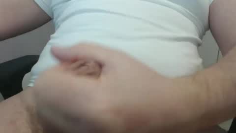 wisper2543 online show from March 2, 7:43 am