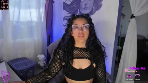 Snapshot of witchofhearts chatting on October 9, 10:04 pm Luna Violeta A r t i s t online show from October 9, 10:04 pm