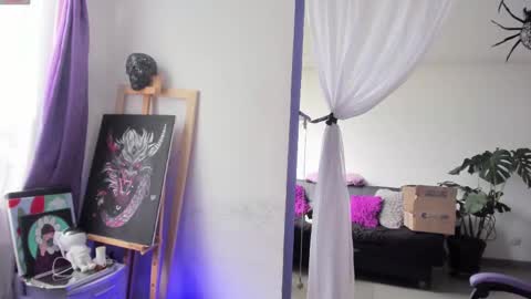 Snapshot of witchofhearts chatting on September 26, 7:33 pm Luna Violeta A r t i s t online show from September 26, 7:33 pm