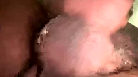 Snapshot of witebull83 chatting on December 7, 2:52 pm Witebull online show from December 7, 2:52 pm