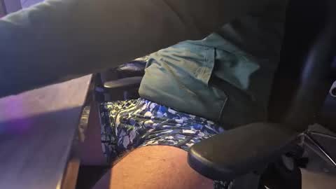 wnhz27 online show from November 24, 1:48 am