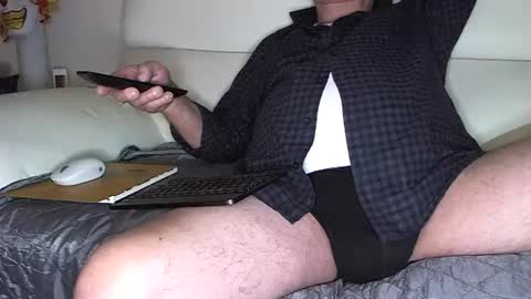 Snapshot of wobbel chatting on December 25, 4:32 pm wobbel online show from December 25, 4:32 pm