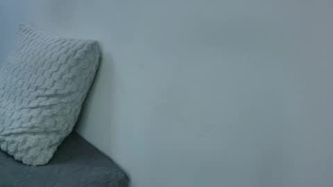  W O L F  online show from March 10, 2:48 pm