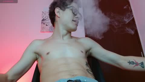  W O L F  online show from November 17, 1:35 pm