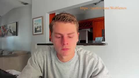 Wolfienov online show from January 8, 4:44 pm