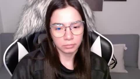 Alex online show from October 6, 2:29 am