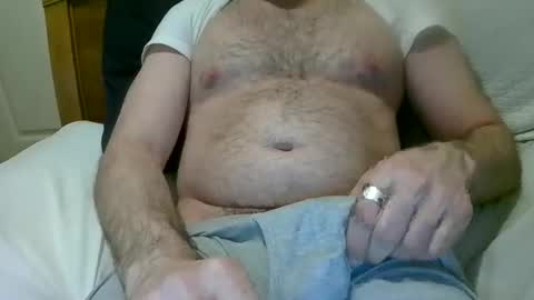 Snapshot of wolverine82c chatting on February 27, 3:29 am wolverine82c online show from February 27, 3:29 am