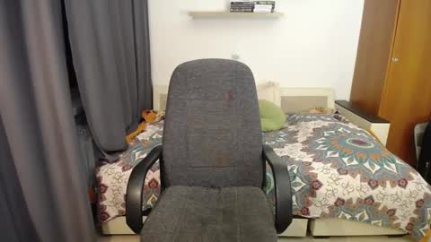 Snapshot of women_pleasures chatting on September 10, 10:22 pm women_pleasures online show from September 10, 10:22 pm