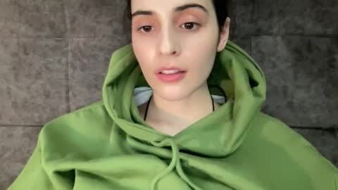 Stia online show from September 25, 2:46 pm