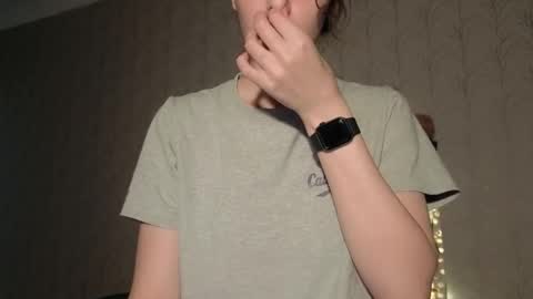 Stia online show from December 4, 1:44 pm