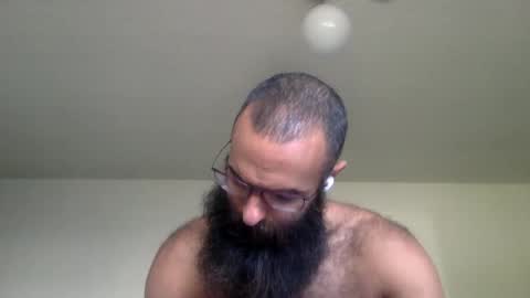 woof_wolf37 online show from April 3, 3:52 pm