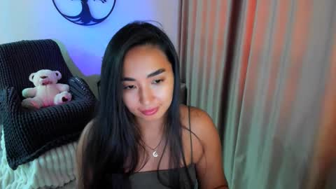 dudetta Kim online show from October 17, 8:07 am