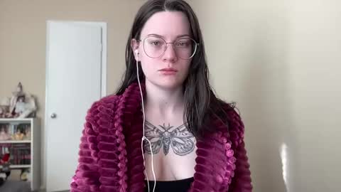 Lucina online show from January 7, 3:33 pm