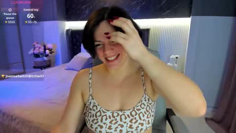 Maya online show from January 19, 1:59 am