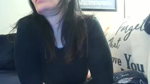Snapshot of wrenleigh chatting on September 16, 4:26 am Crystal Lake online show from September 16, 4:26 am