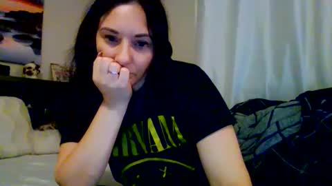Snapshot of wrenleigh chatting on September 26, 11:29 am Crystal Lake online show from September 26, 11:29 am