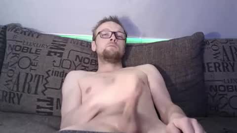 wulffi95 online show from March 8, 5:38 am