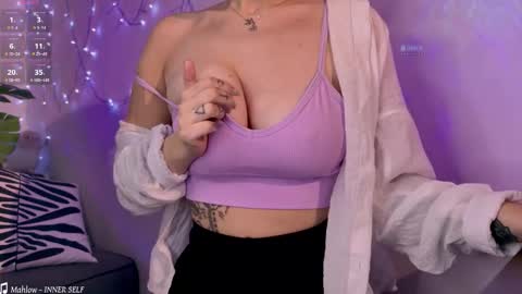 Sonya online show from October 19, 5:39 pm