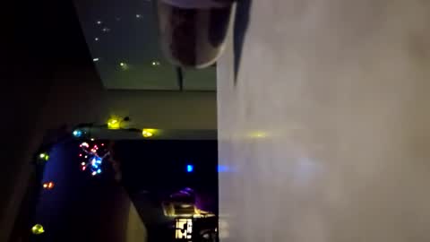 wyiatt online show from February 20, 7:54 am