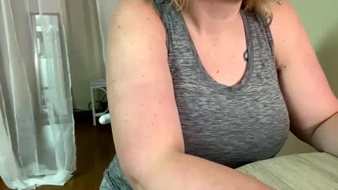 Snapshot of x3virgo chatting on December 15, 6:18 am x3virgo online show from December 15, 6:18 am