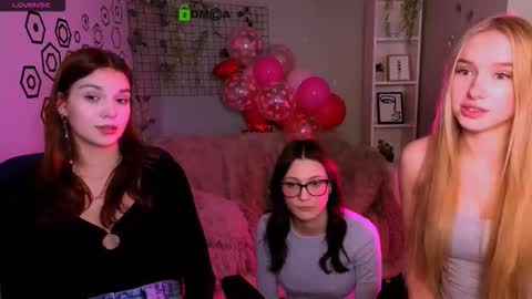 Yasmin online show from February 25, 11:36 am