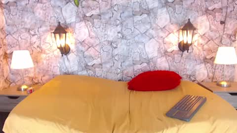 xabier online show from February 10, 6:35 pm