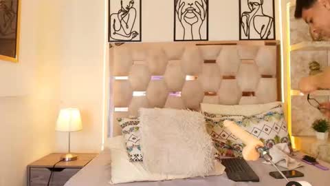 xabier online show from February 7, 12:57 am