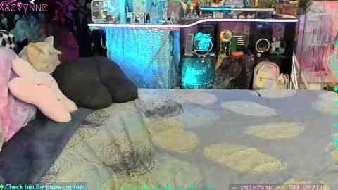 Xaevynne  Sometimes Milla Milla The Cute as a Buttom Brunette     online show from December 1, 4:32 am