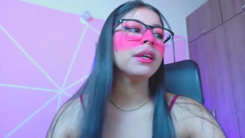 XALLYSONX online show from April 6, 11:44 am