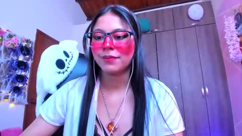 XALLYSONX online show from October 27, 3:56 pm