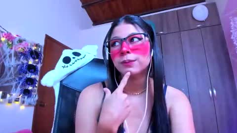 XALLYSONX online show from October 16, 12:38 pm