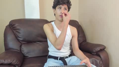 xam_collen online show from December 5, 5:00 pm